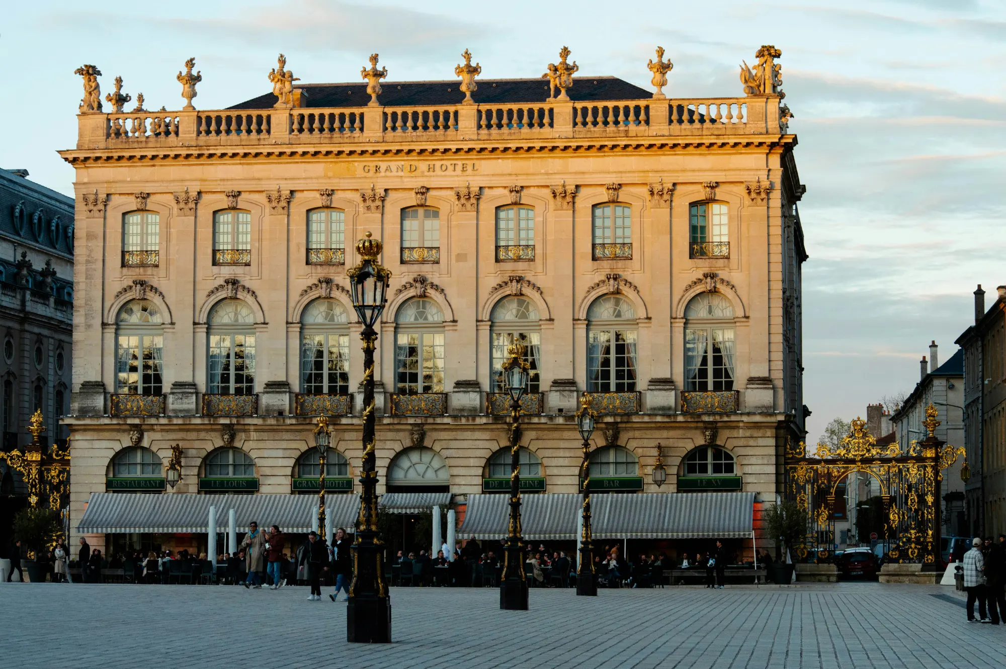 2-amis-immobilier-place-stanislas-agence-nancy-achat-bien-estimation